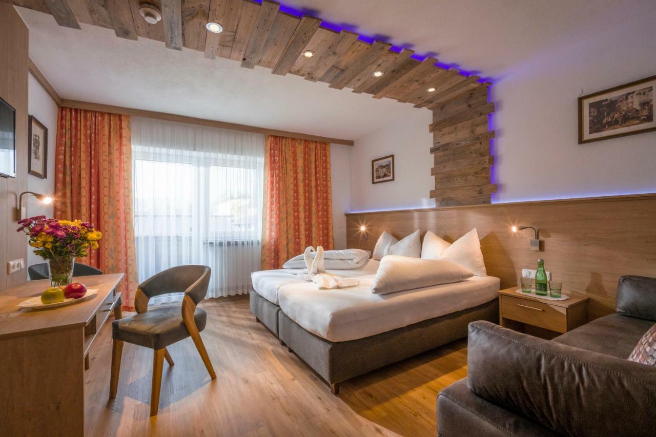 Hotel Restaurant Gradlwirt Niederndorf  エクステリア 写真