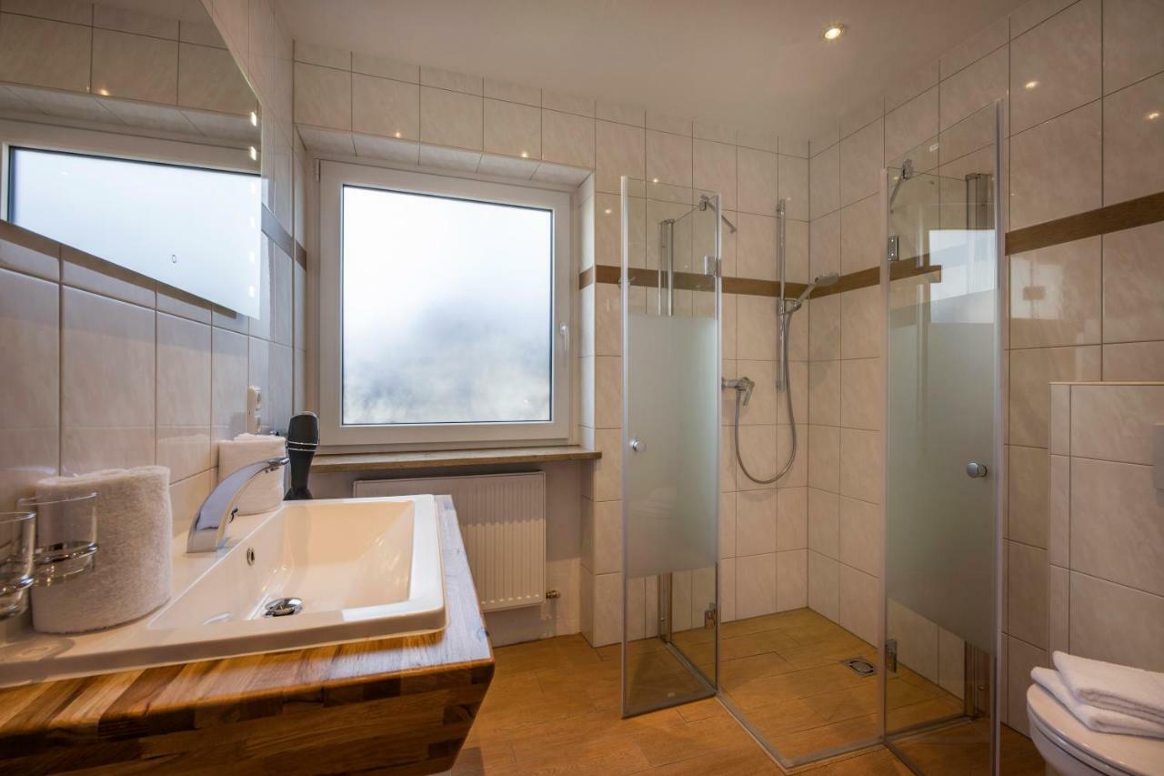 Hotel Restaurant Gradlwirt Niederndorf  エクステリア 写真