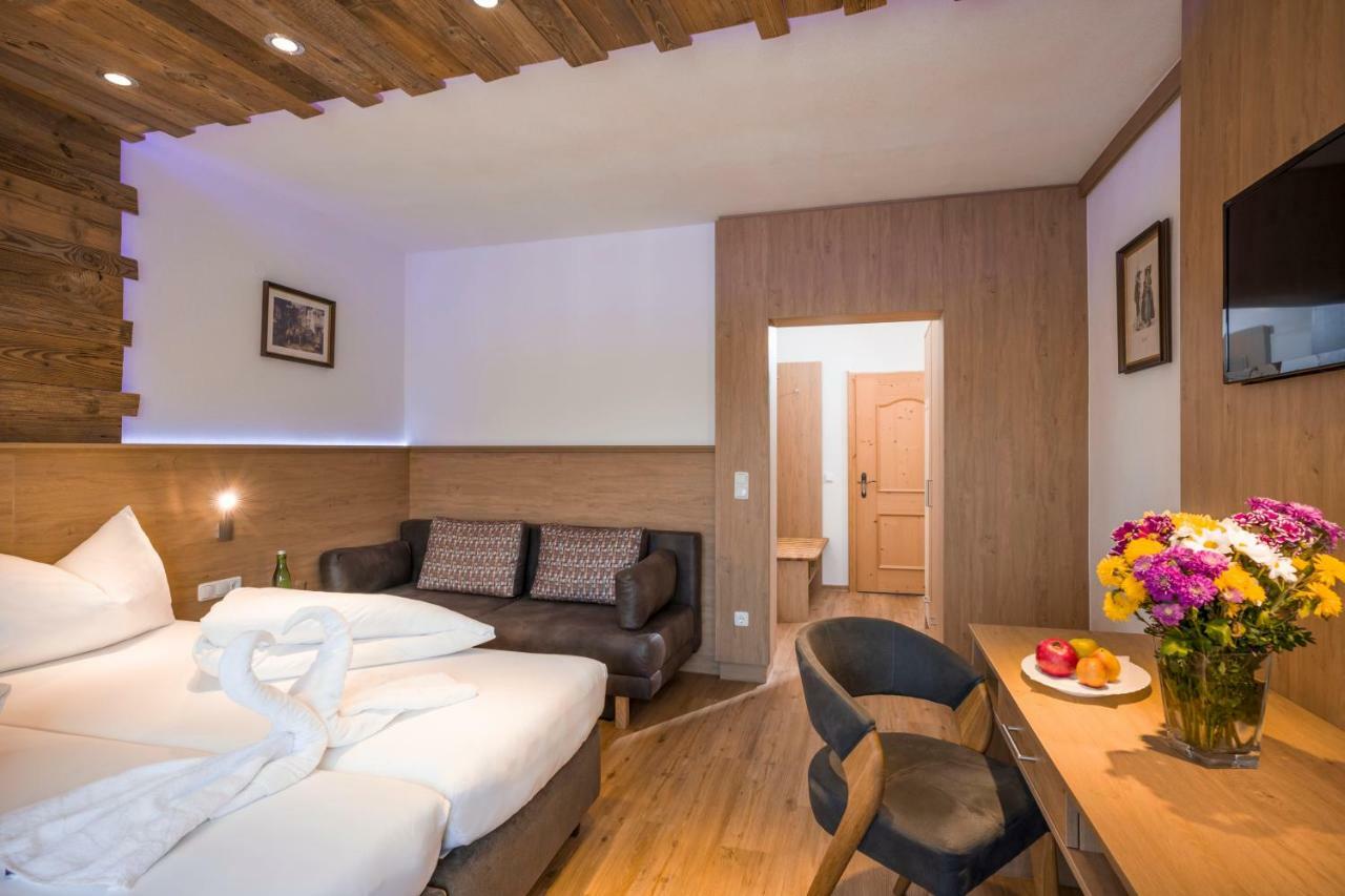 Hotel Restaurant Gradlwirt Niederndorf  エクステリア 写真